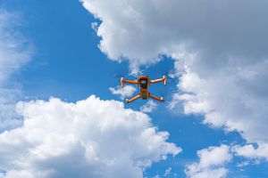 Reuters: Patru centre logistice din sudul Rusiei au fost atacate cu drone ucrainene